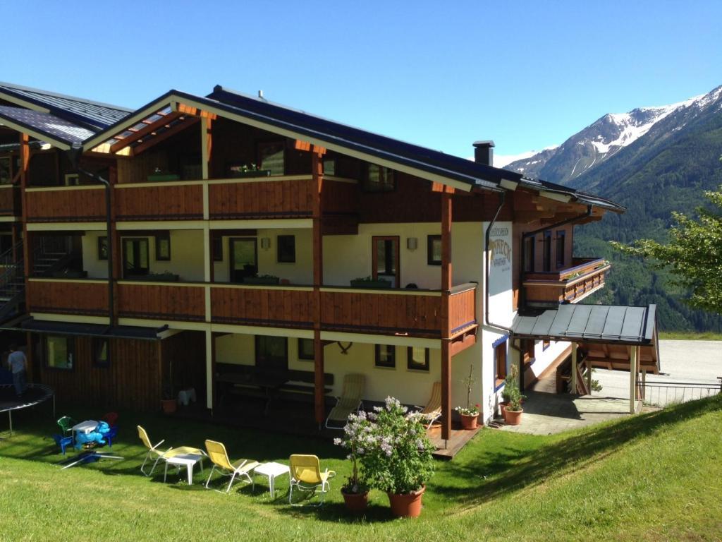 Pension Sonneck Neukirchen am Grossvenediger Exterior photo